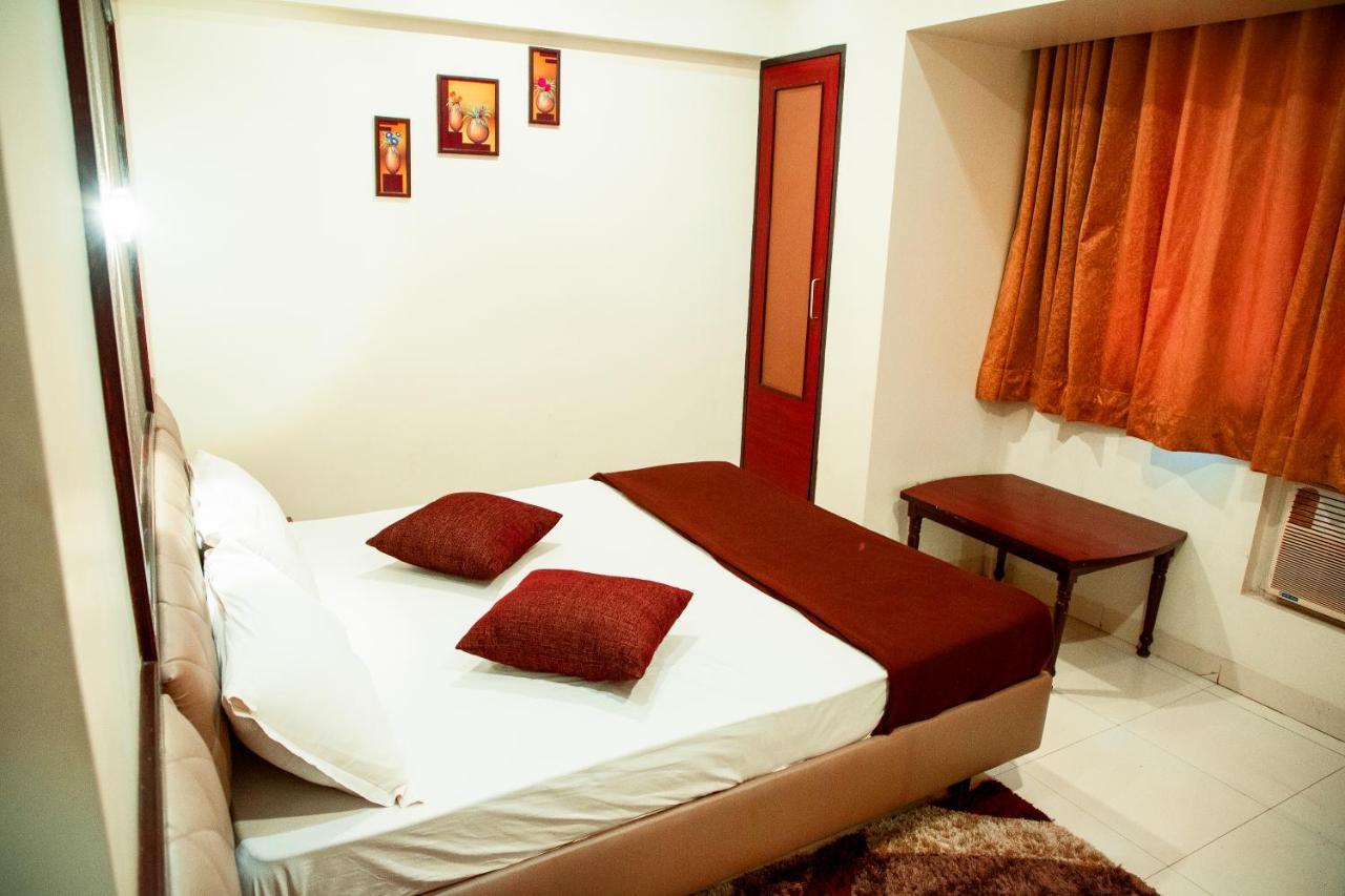 Hotel Ashoka Mire Zewnętrze zdjęcie