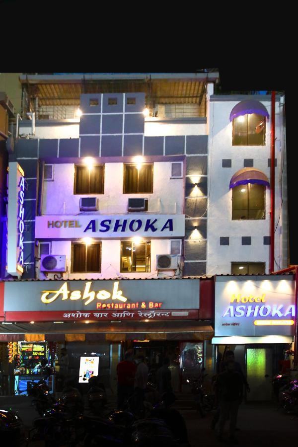 Hotel Ashoka Mire Zewnętrze zdjęcie